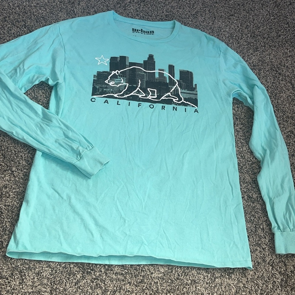 Urban Pipeline California shirt Graphic Long Sleeve Tee size medium